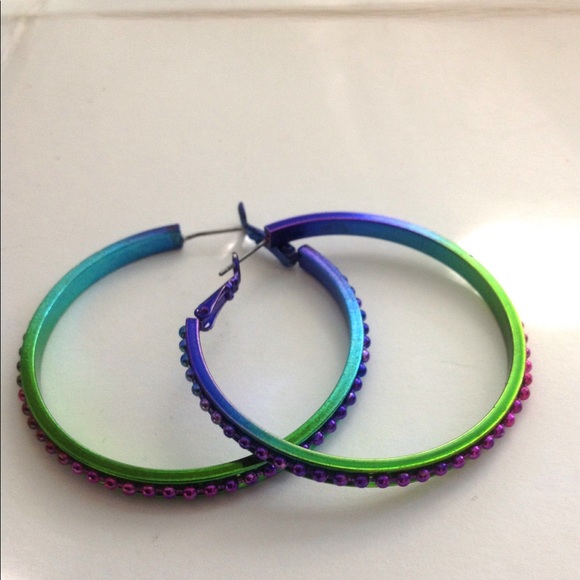 Multi Colored Hoops with Bead Detailing Down the Middle - Picture 2 of 5